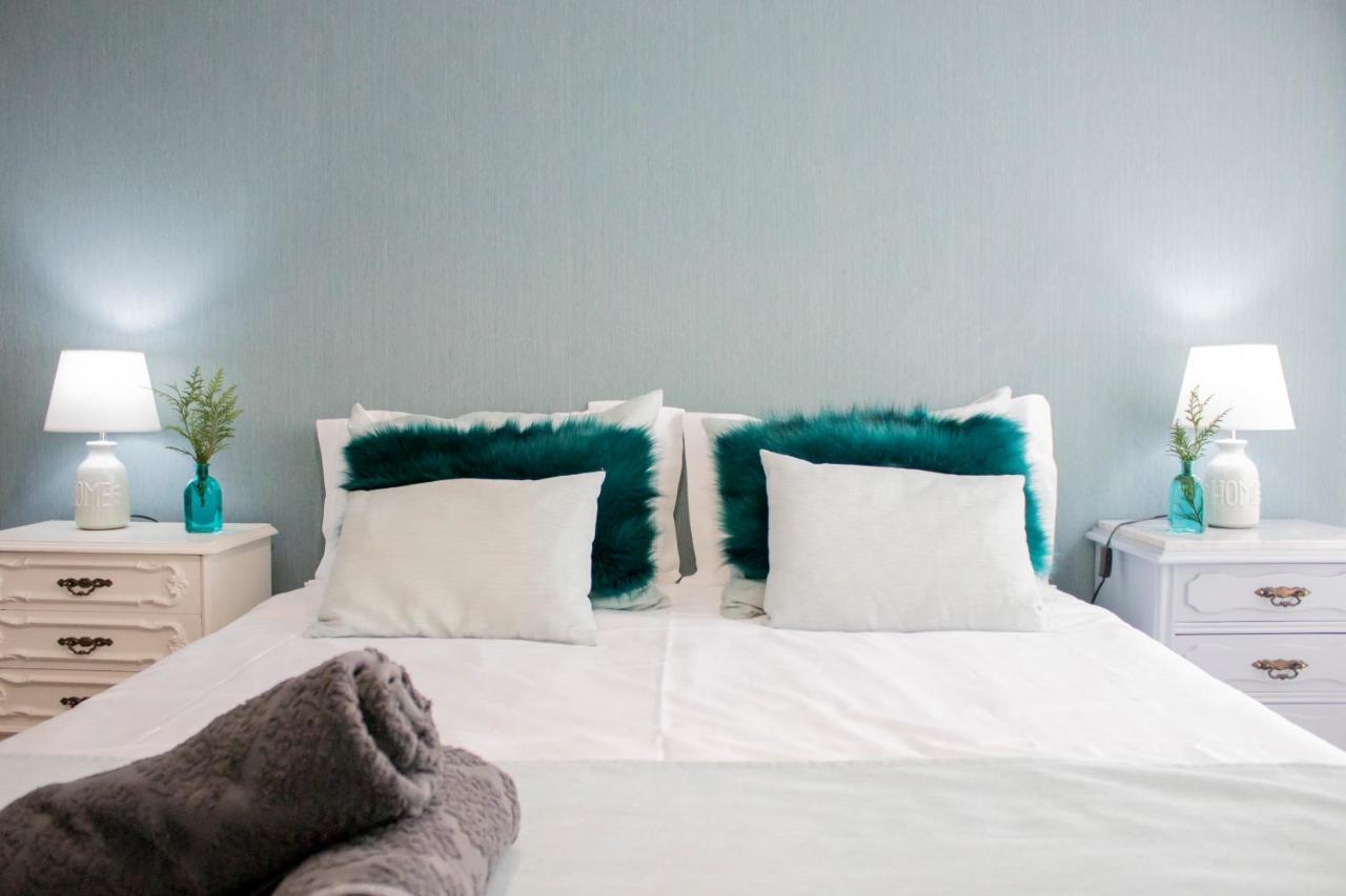 Luxury Singular Apartamento 4 Dormitorios Santiago de Compostela Luaran gambar